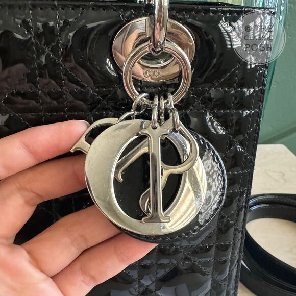 ❌SOLD❌ EUC Christian Dior Lady Patent Medium Black Silver Crossbody Bag 2017 - Picture 14 of 16